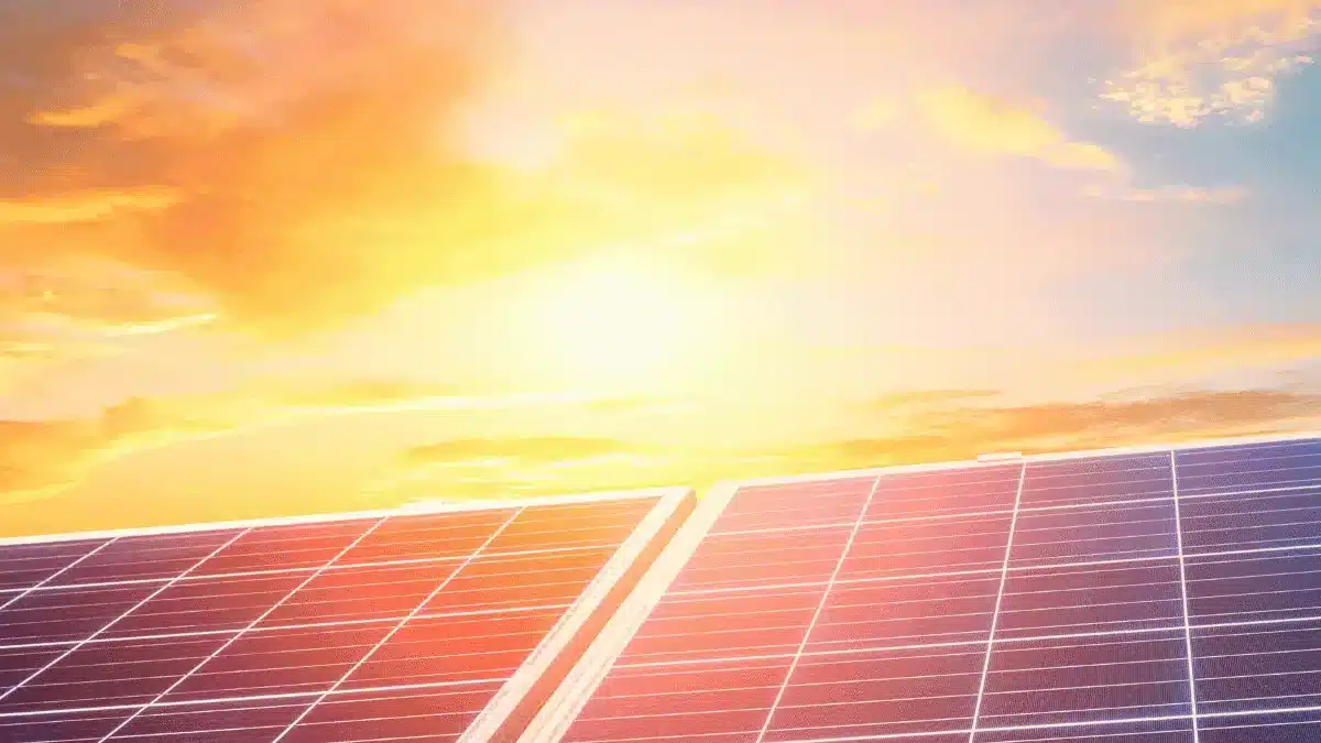energie solaire, panneaux solaires photovoltaïques